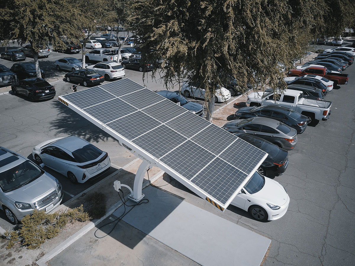 Solar Charger Auto - Image 2